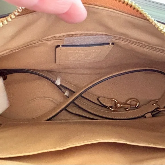 Brand New Coach Teri Hobo Bag & Wallet SET - Tan (PRICE FIRM) - Picture 7 of 9